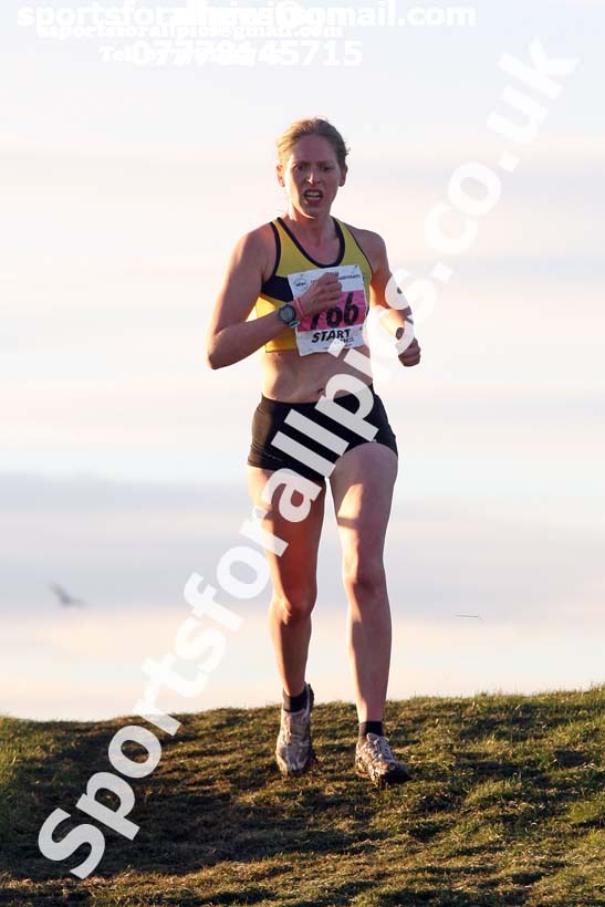 Senior womens North Eastern Cross Country, Redcar. Photo:  David T. Hewitson/Sports for All Pics
